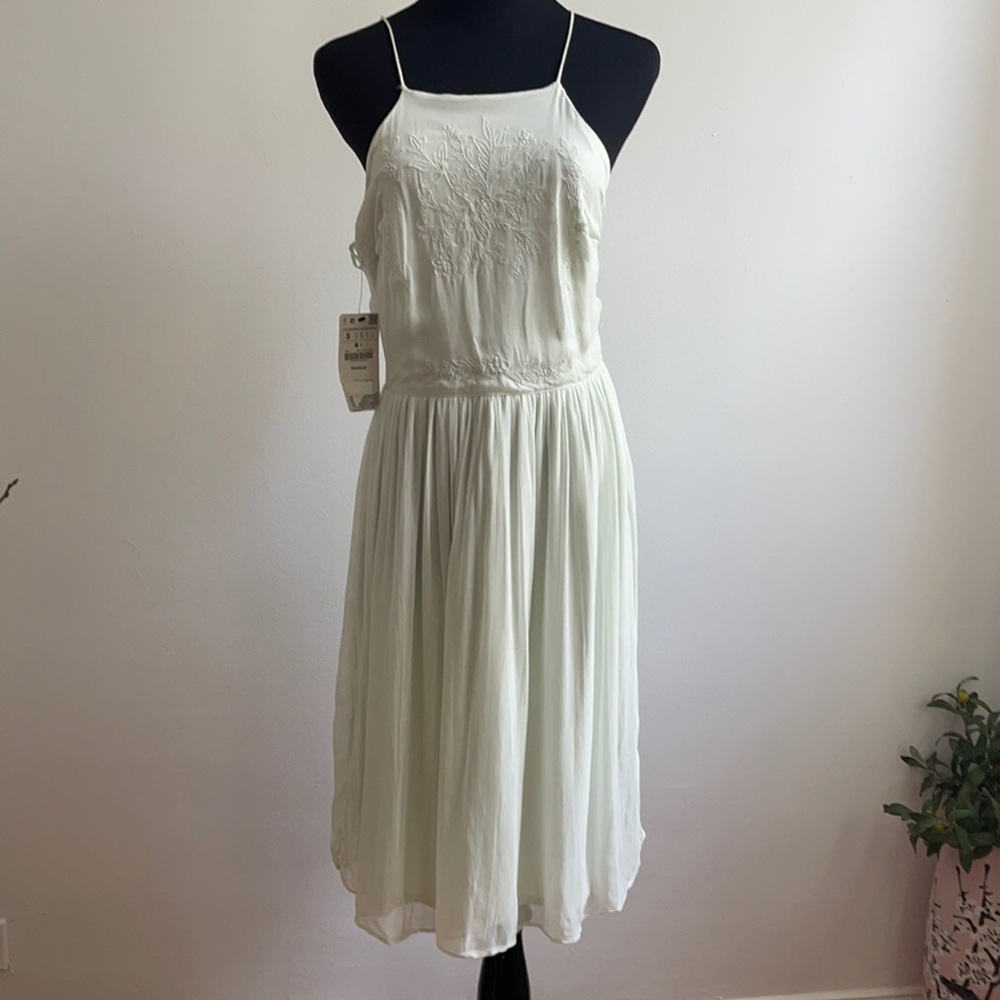 Zara mint color sleeveless dress